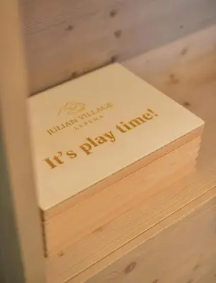 a wooden box with a sign that reads itsdaysdays lunch at JULIAN VILLAGE LEPENA in Soča