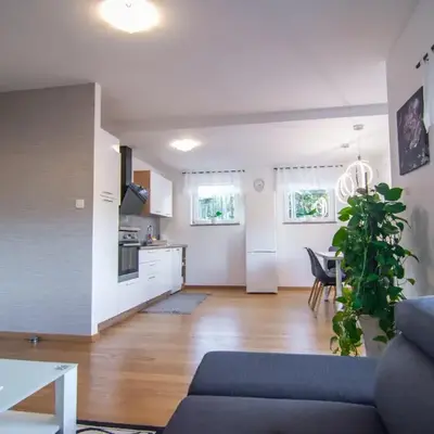Apartma Tia