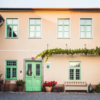 BELAKAPA Authentic house with garden and free parking