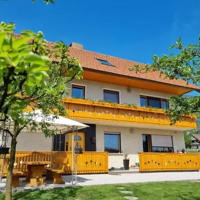 Apartma Ana in Manca