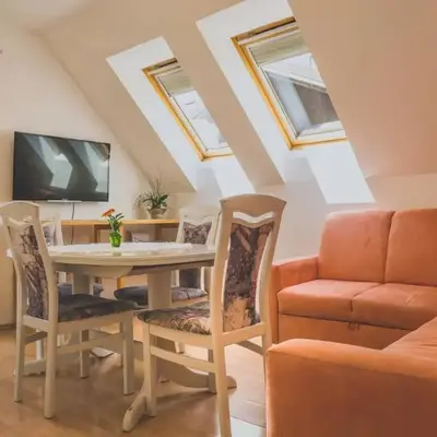 Apartment Amak with free onsite parking