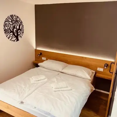 PJagodic Hotel Cerklje - 5min to Airport - Free Parking