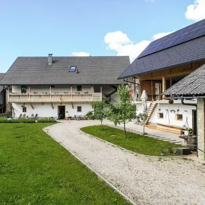 Turistična kmetija Grabnar