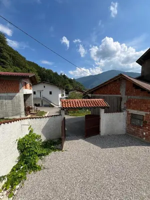 a view of a courtyard of a house at Apartma Zdar in Kobarid
